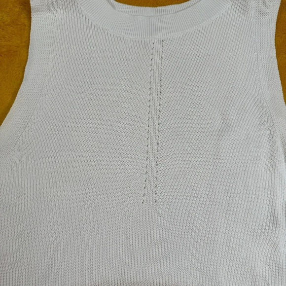 Sleeveless Tie Back Knit Sweater Women Size S White Crew Neck Summer - Picture 10 of 10